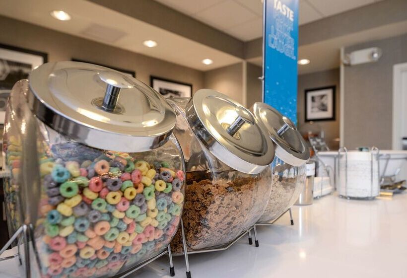 ホテル Hampton Inn Brighton