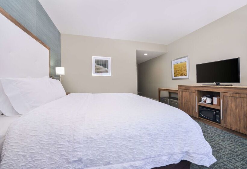 בית מלון כפרי Hampton Inn Emporia