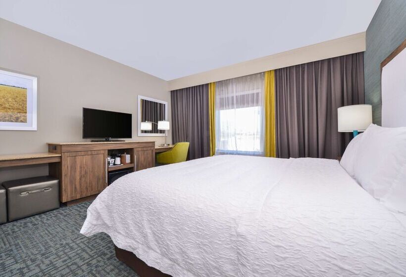 فندق Hampton Inn Emporia