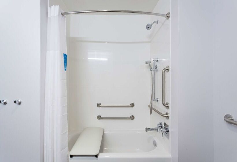 Отель Hampton Inn Fort Lauderdale Pompano Beach