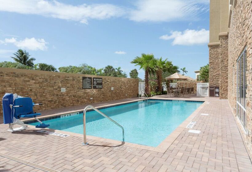 Отель Hampton Inn Fort Lauderdale Pompano Beach