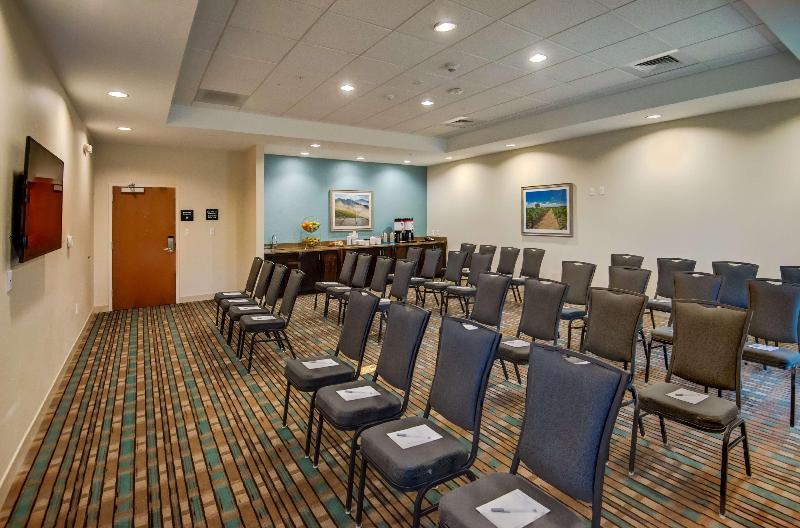 בית מלון כפרי Hampton Inn By Hilton Plant City