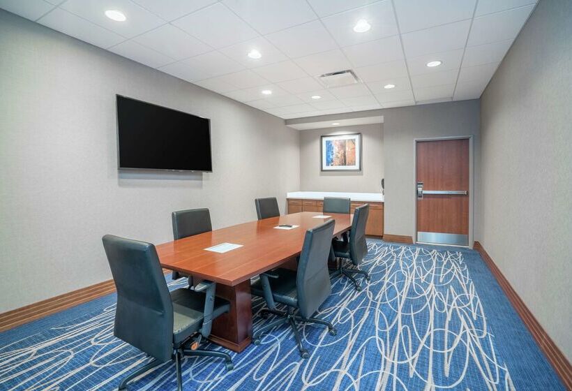 فندق Hampton Inn & Suites Newburgh Stewart Airport