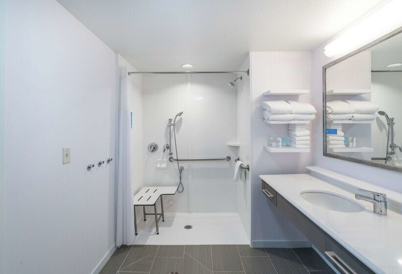 فندق Hampton Inn & Suites Newburgh Stewart Airport