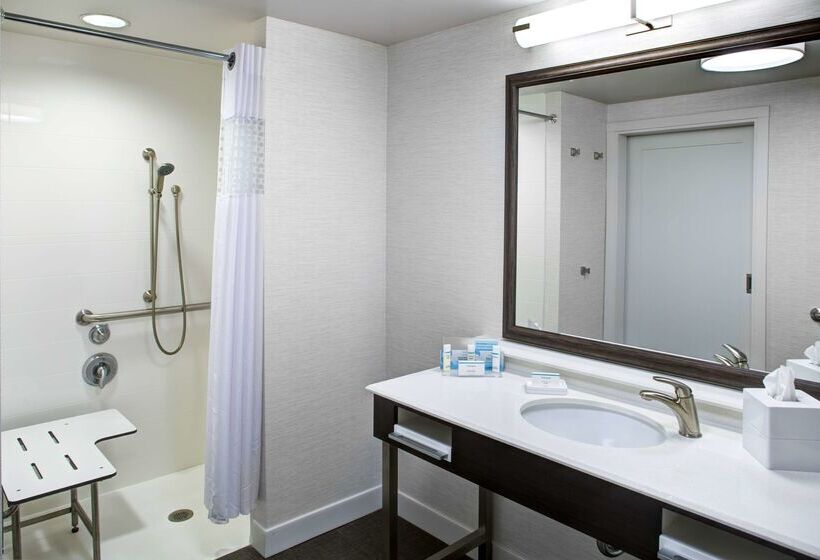 فندق Hampton Inn & Suites Pittsburg Kansas Crossing