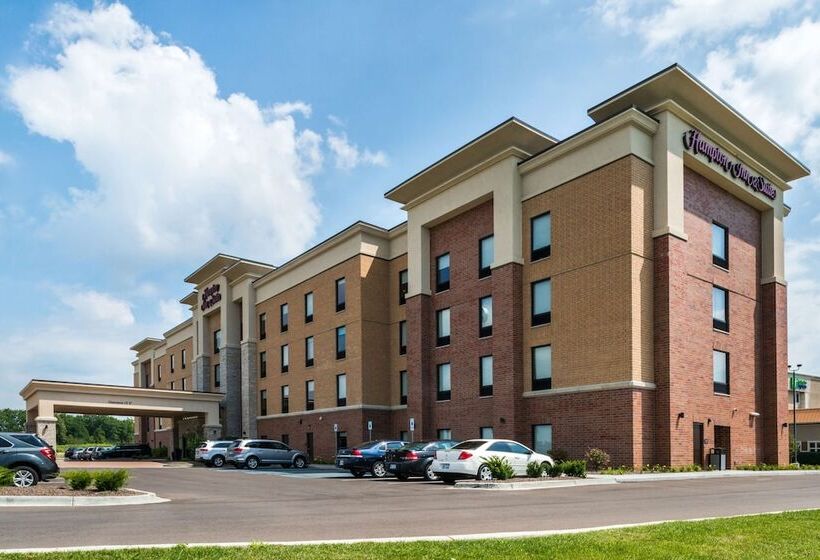 בית מלון כפרי Hampton Inn & Suites Wixom