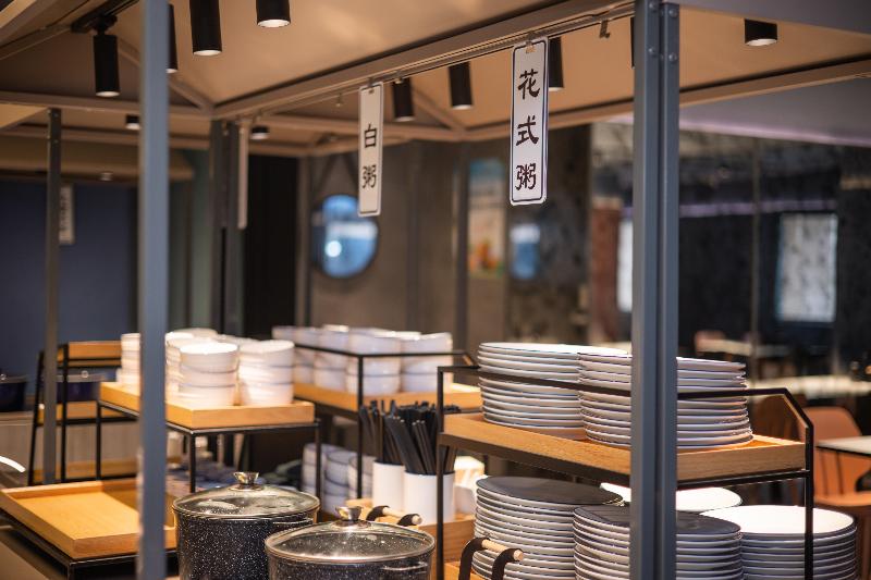 호텔 Hanting Shanghai Xujiahui Caobao Road Metro Station