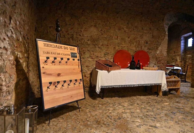 هتل Herdade Do Vau