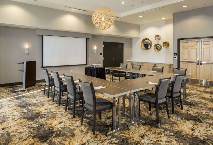 호텔 Hilton Garden Inn Pittsburgh Airport