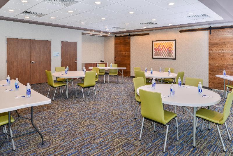 فندق Holiday Inn Express & Suites   Ogallala, An Ihg