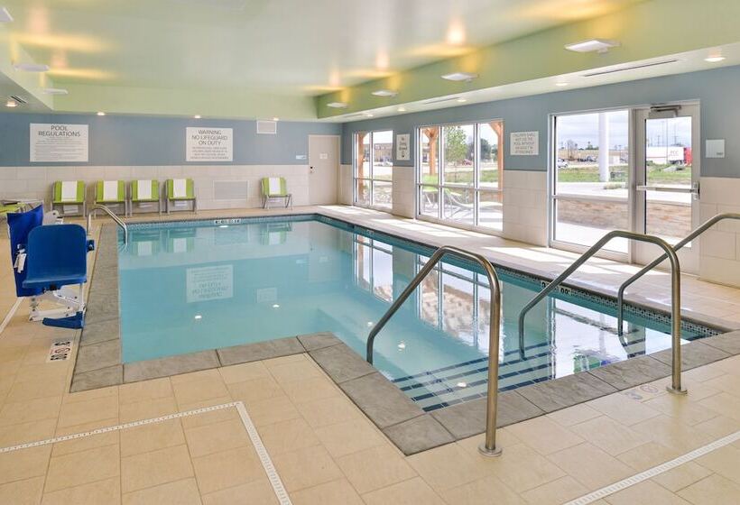 ホテル Holiday Inn Express & Suites   Ogallala, An Ihg