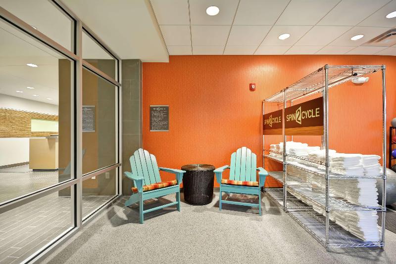 هتل Home2 Suites By Hilton Rapid City