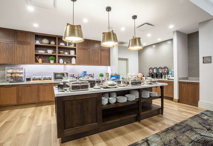 ホテル Homewood Suites By Hilton Saratoga Springs