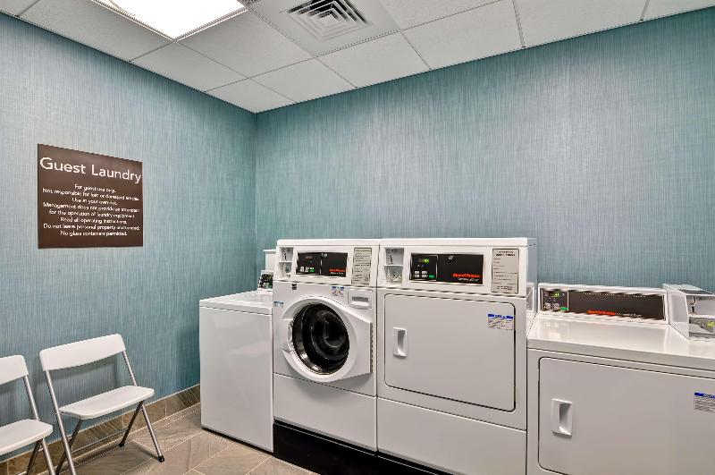 בית מלון כפרי Homewood Suites By Hilton Schenectady