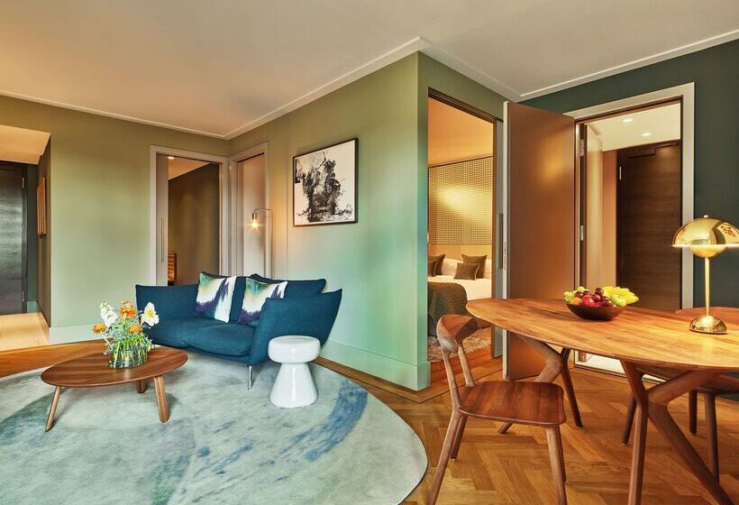 Отель Hyatt Regency Amsterdam