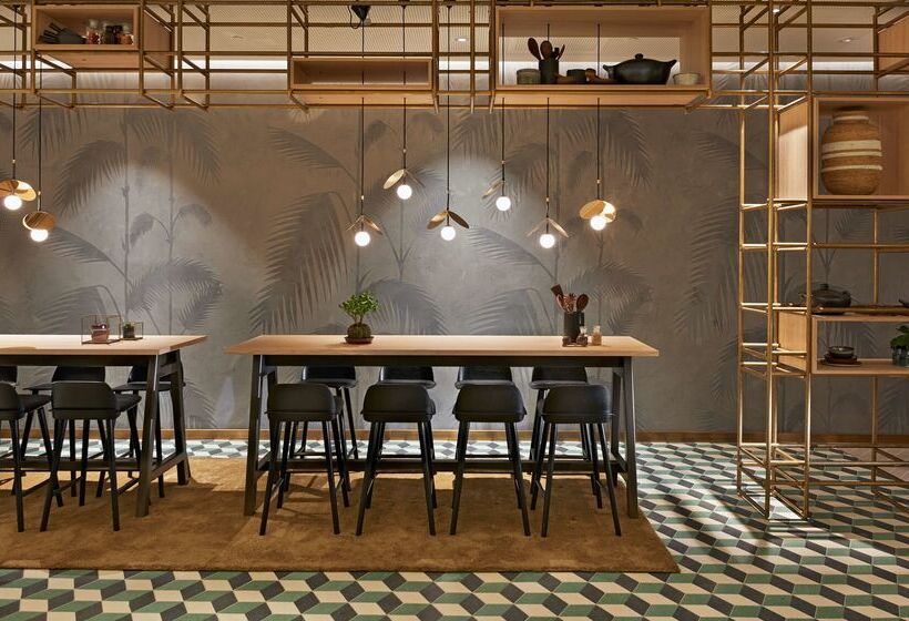 Отель Hyatt Regency Amsterdam