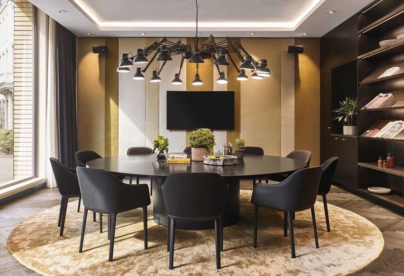 Отель Hyatt Regency Amsterdam