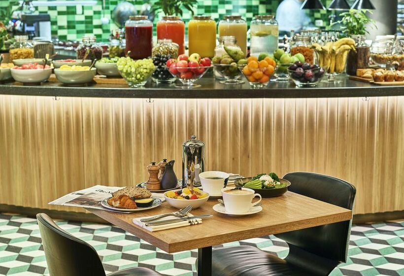 Отель Hyatt Regency Amsterdam