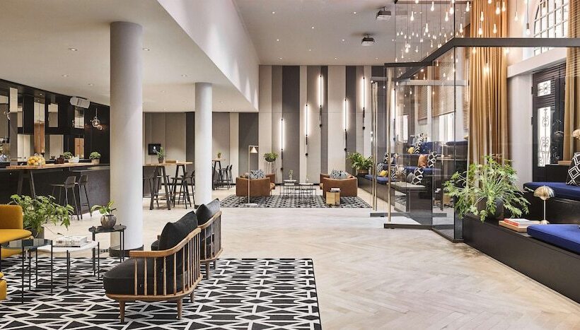 Отель Hyatt Regency Amsterdam