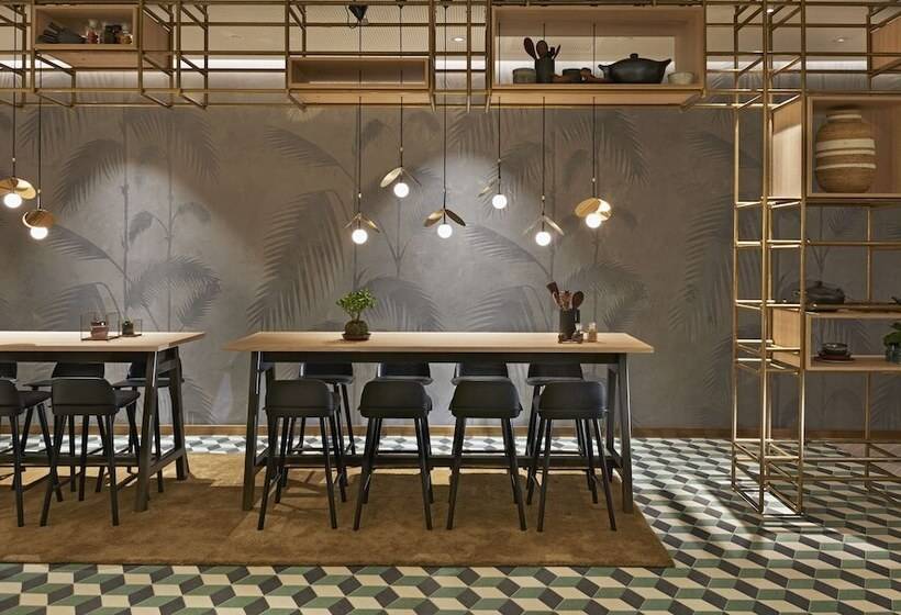 Отель Hyatt Regency Amsterdam