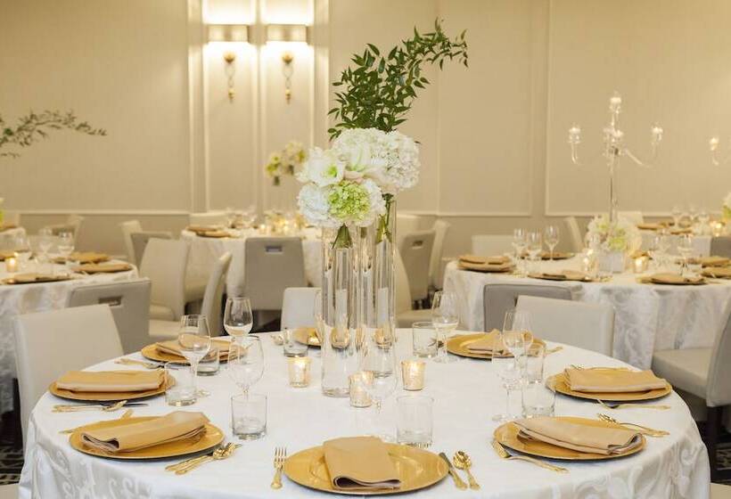 Отель Le Mount Stephen