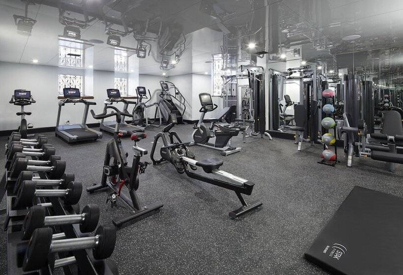 Отель Le Mount Stephen