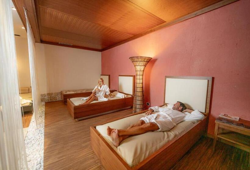 בית מלון כפרי Monte Pana Dolomites