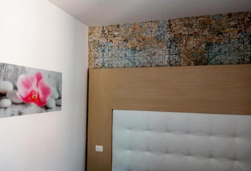 בית מלון כפרי Orchidea