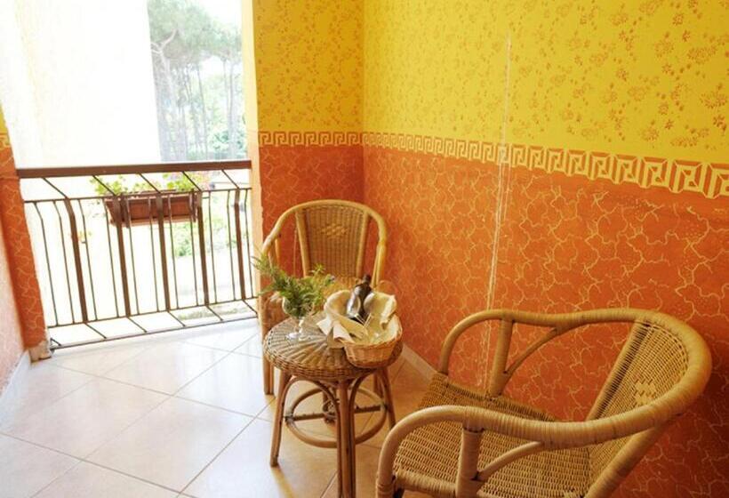 فندق Poseidonia Mare