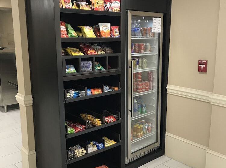 Отель Quality Inn & Suites Maggie Valley   Cherokee Area