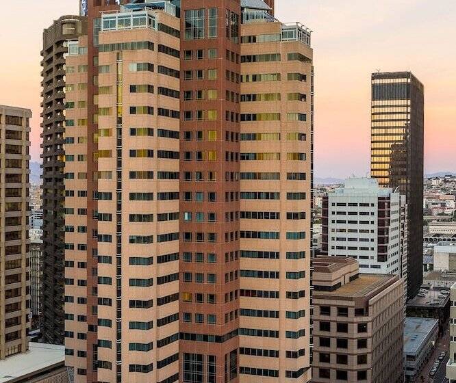 هتل Pullman Cape Town City Centre