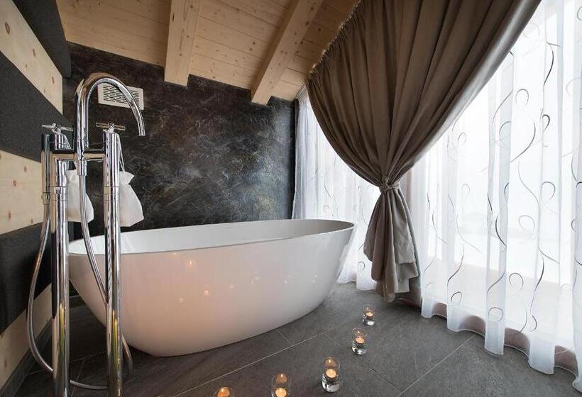 هتل Roberta Alpine Adults Only