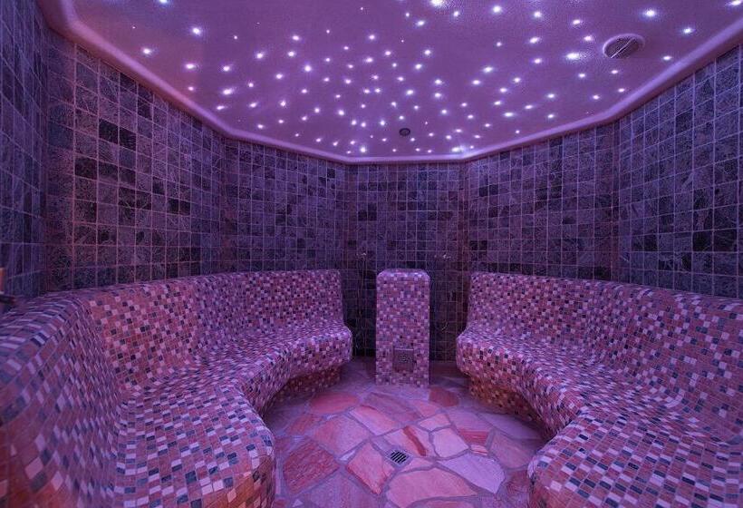 هتل Roberta Alpine Adults Only