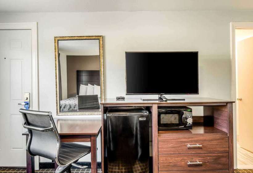 فندق Rodeway Inn Middleboroplymouth