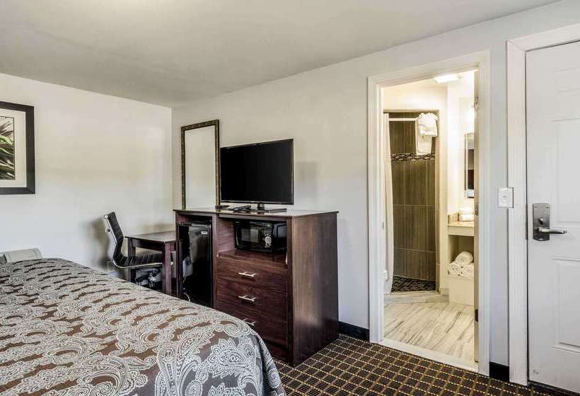 فندق Rodeway Inn Middleboroplymouth