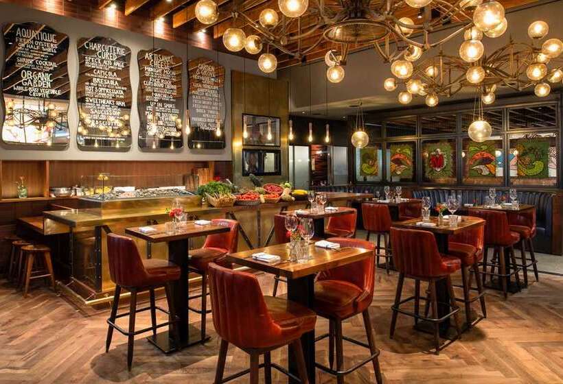 ホテル The Duniway Portland A Hilton