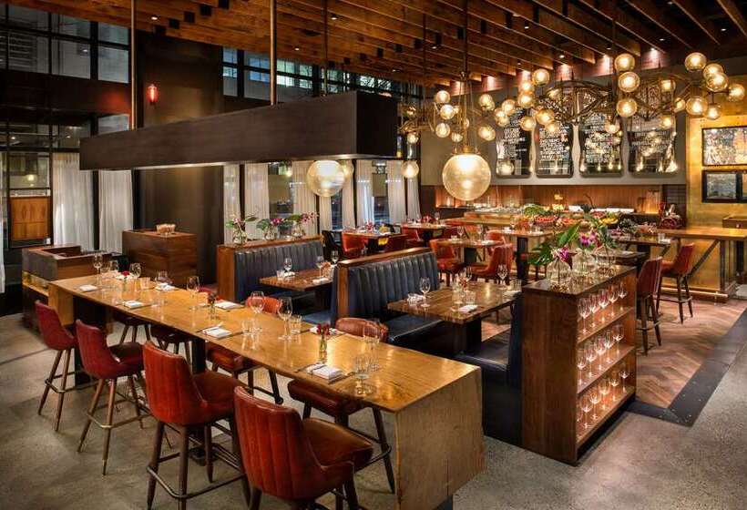 ホテル The Duniway Portland A Hilton