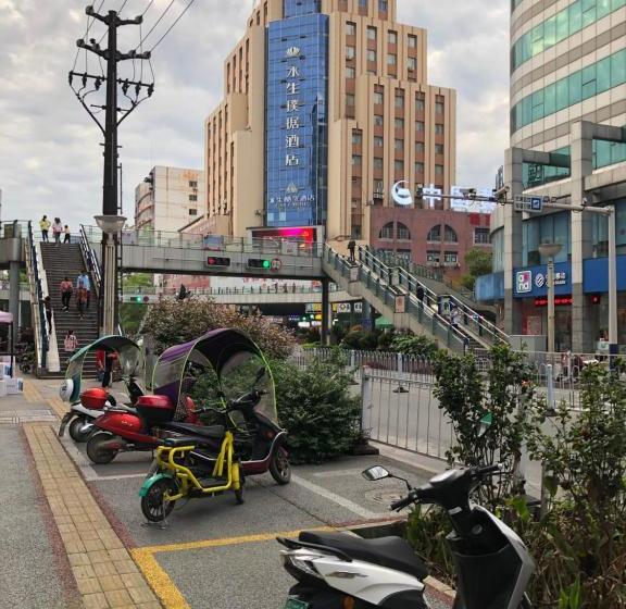 בית מלון כפרי The Posh