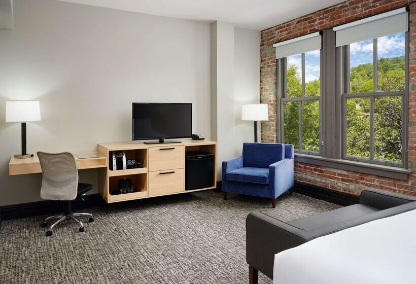 호텔 The Waters Hot Springs, Tapestry Collection By Hilton