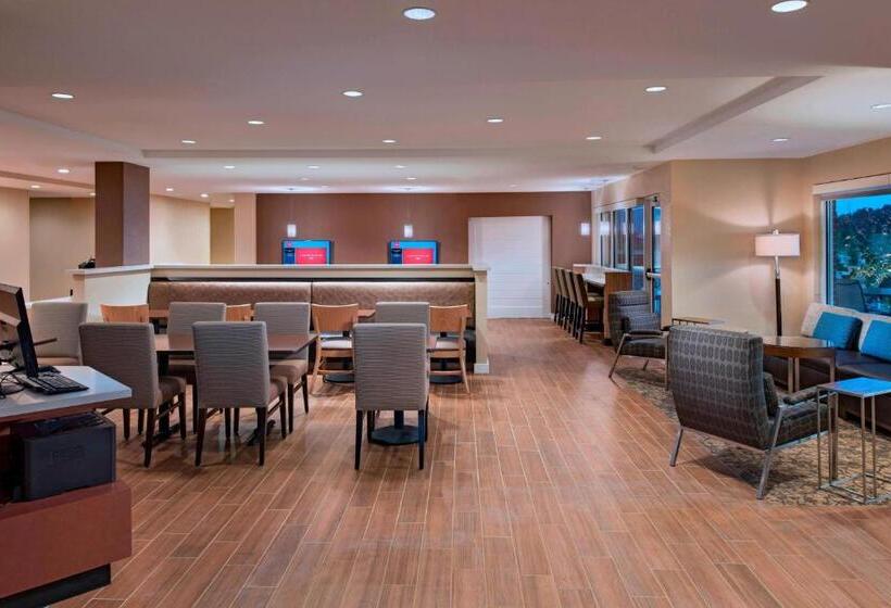 هتل Towneplace Suites By Marriott Columbia