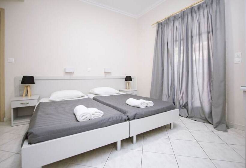 בית מלון כפרי Trabukos Beach Complex