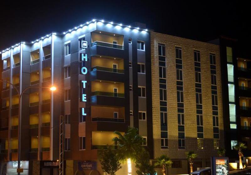 Tilal Almadina Hotel & Suites