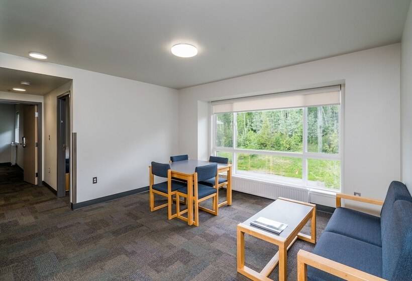 Общежитие Residences At University Of Northern Bc Campus Accommodation