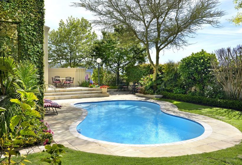 تختخواب و صبحانه 21 Roux Street Franschhoek