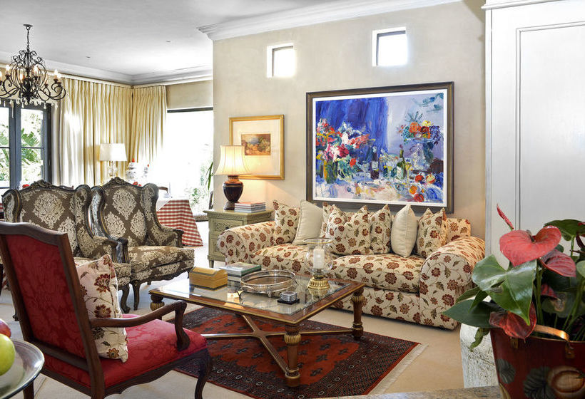 تختخواب و صبحانه 21 Roux Street Franschhoek