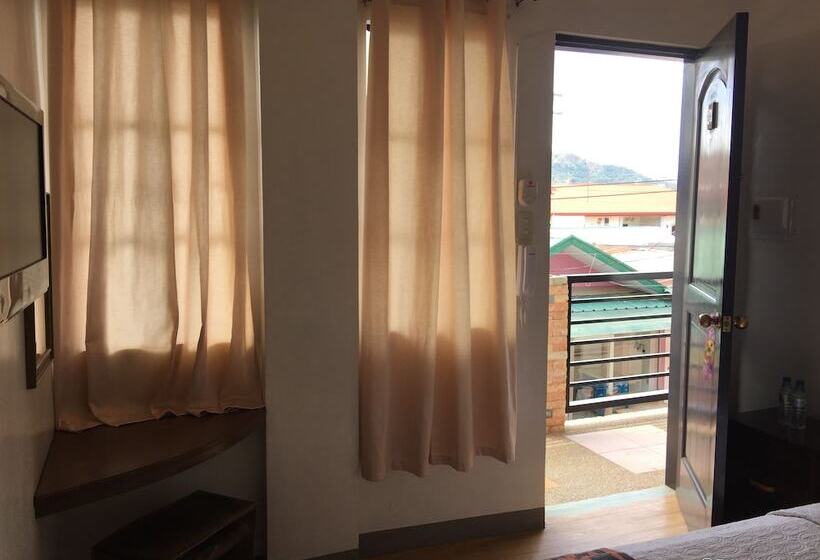 تختخواب و صبحانه Balaibinda Lodge