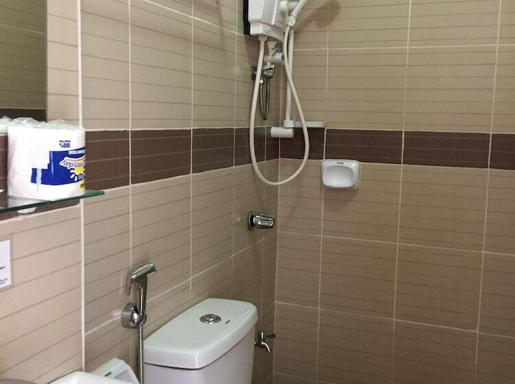 تختخواب و صبحانه Balaibinda Lodge