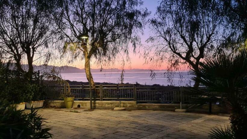 مبيت وإفطار Belvedere Rent Rooms