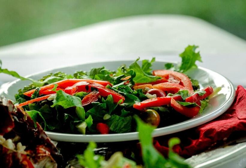 تختخواب و صبحانه Ulalei Lodge