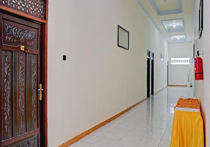 Capital O 90417 Hotel Batu Suli Internasional